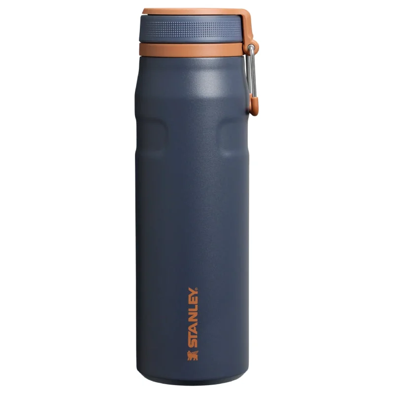 The IceFlow™ Bottle Twist Flip 0.7L / 24oz